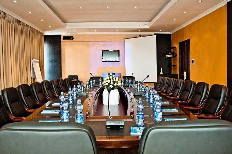 Ambassador Hotel Addis Ababa Bagian luar foto