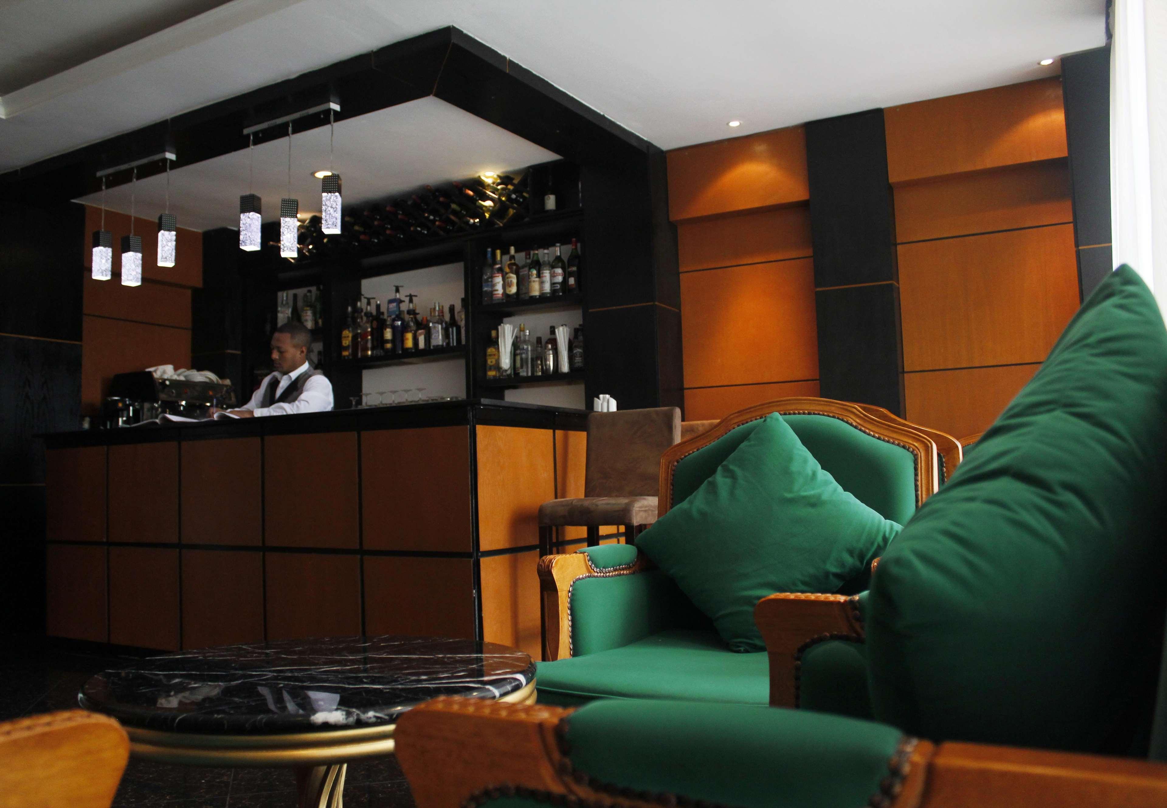 Ambassador Hotel Addis Ababa Bagian luar foto