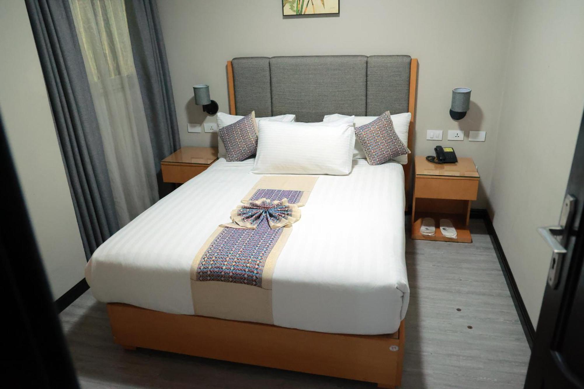 Ambassador Hotel Addis Ababa Bagian luar foto