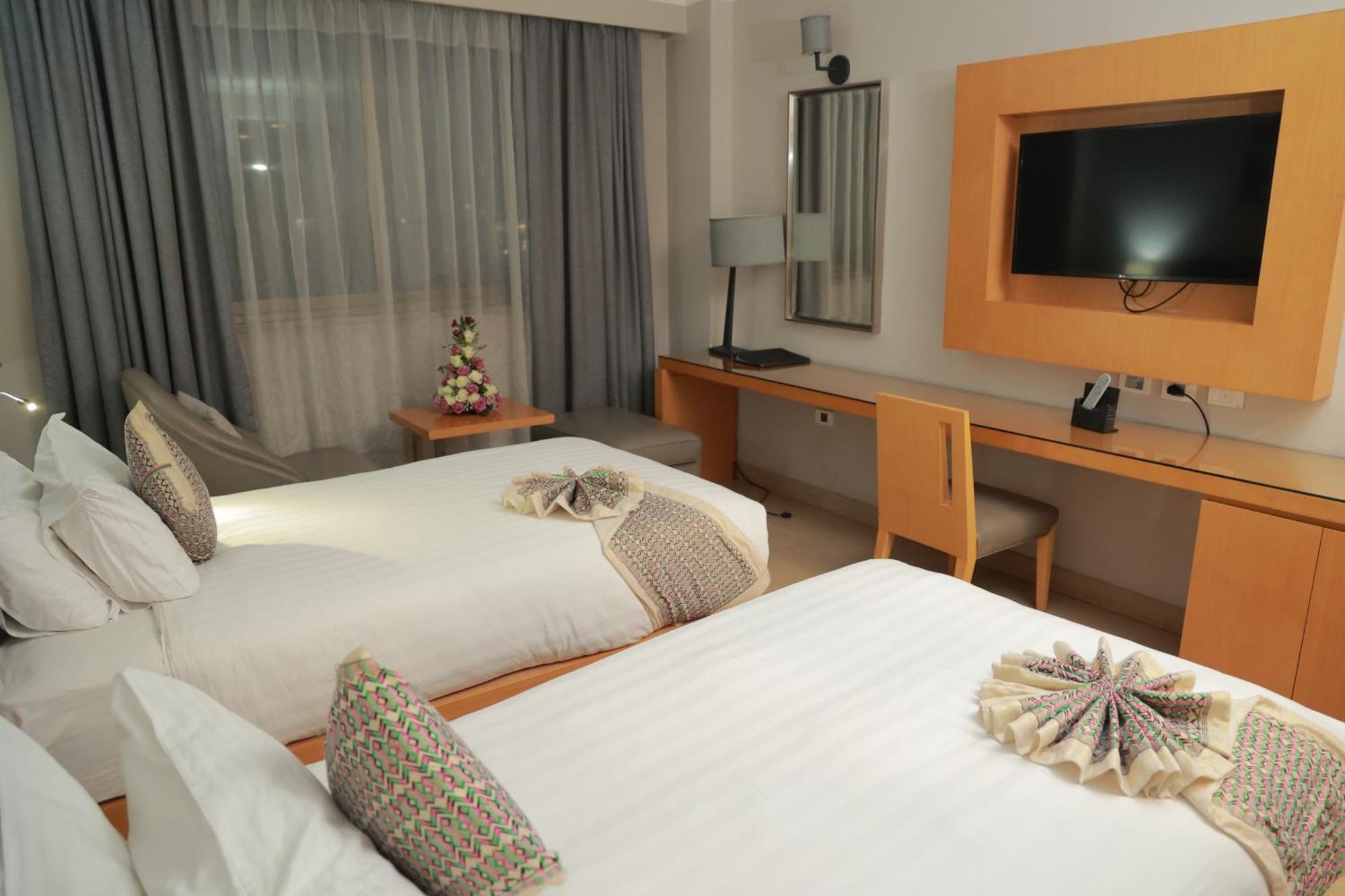 Ambassador Hotel Addis Ababa Bagian luar foto